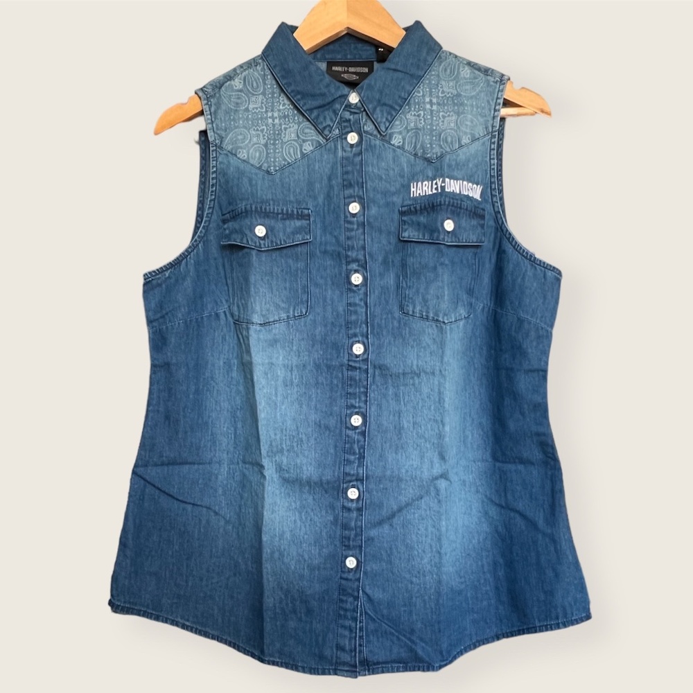 Harley Davidson Women's Liberty Bell Sleeveless Denim Shirt Blue Large NEW